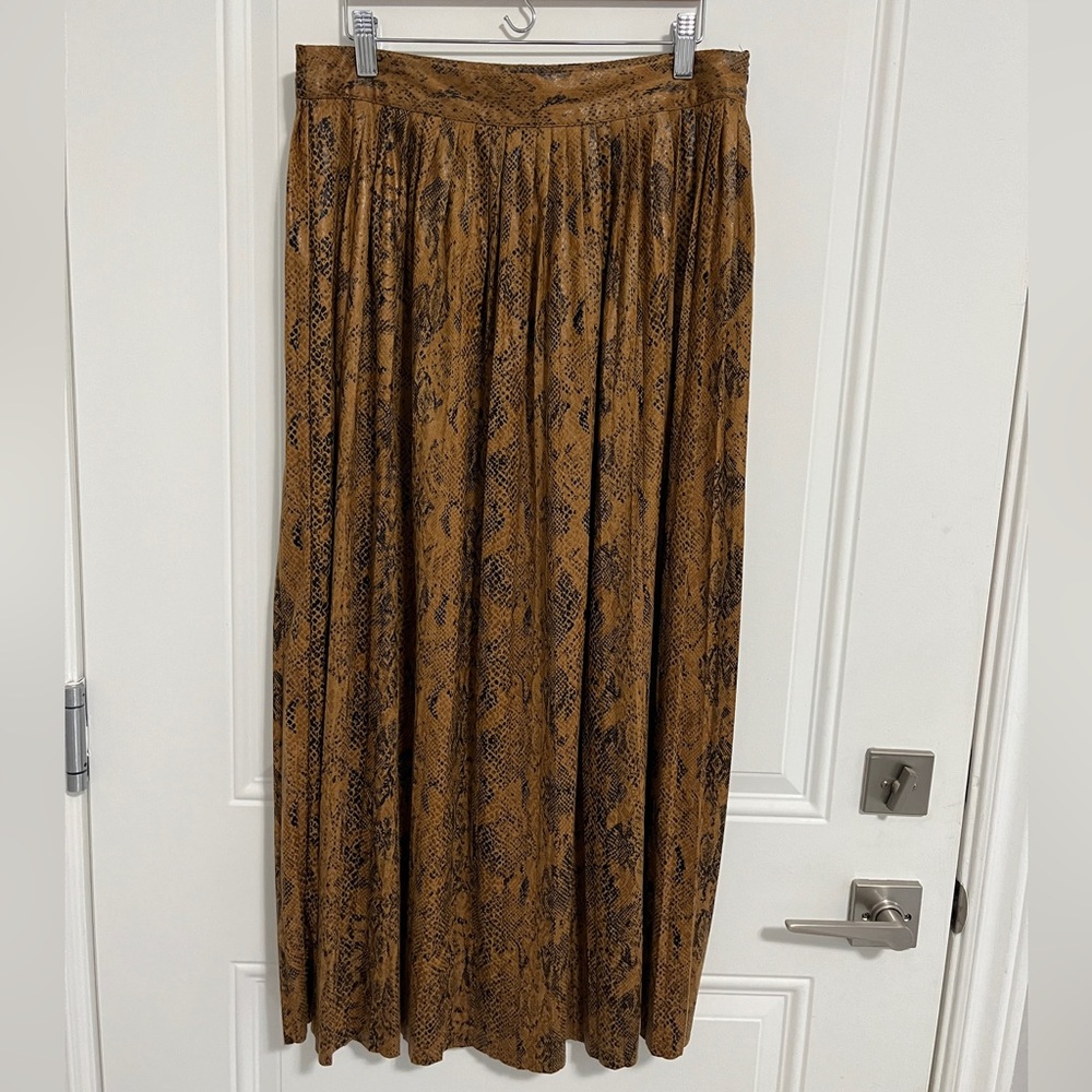 Zara Women’s Faux Suede Snake Print Pleated Midi Skirt - Size L